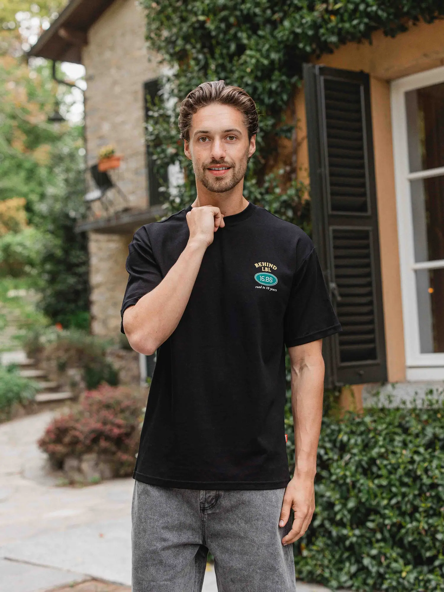 Black Label Oversized T-shirt 1608 WEAR