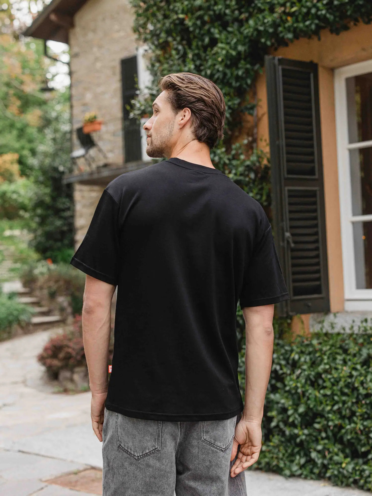 Black Label Oversized T-shirt 1608 WEAR
