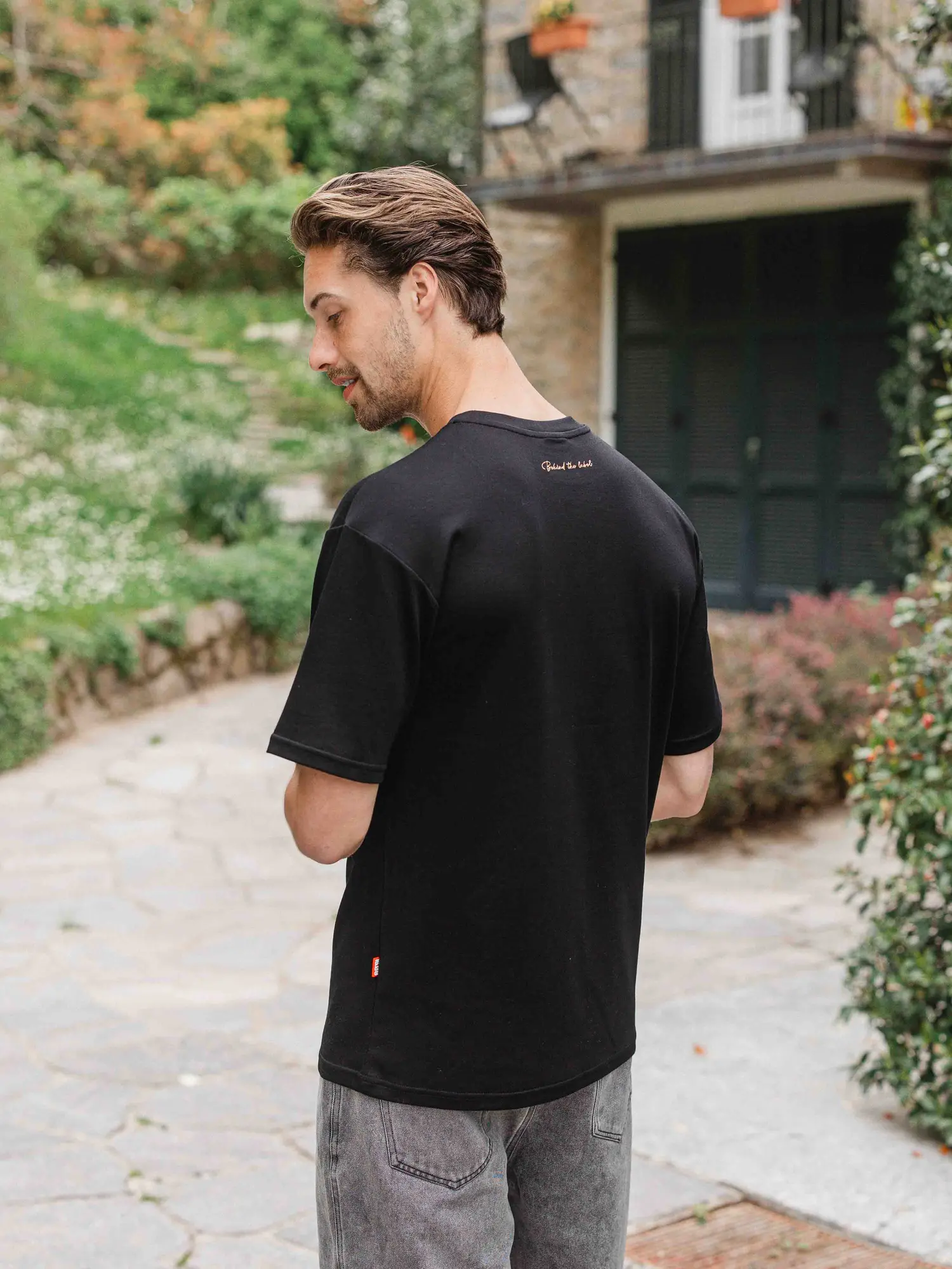 Black Behind Oversized T-shirt 1608 WEAR