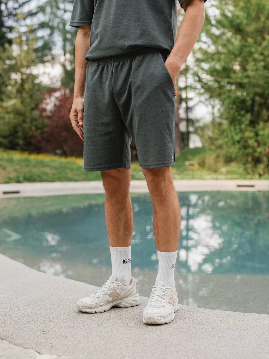 Green Boucle Short