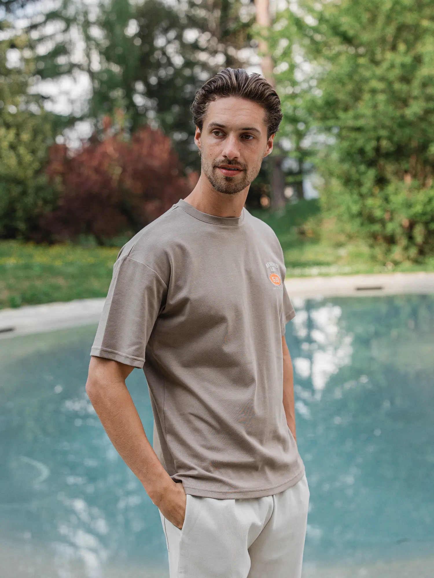Brown Label Oversized T-shirt 1608 WEAR
