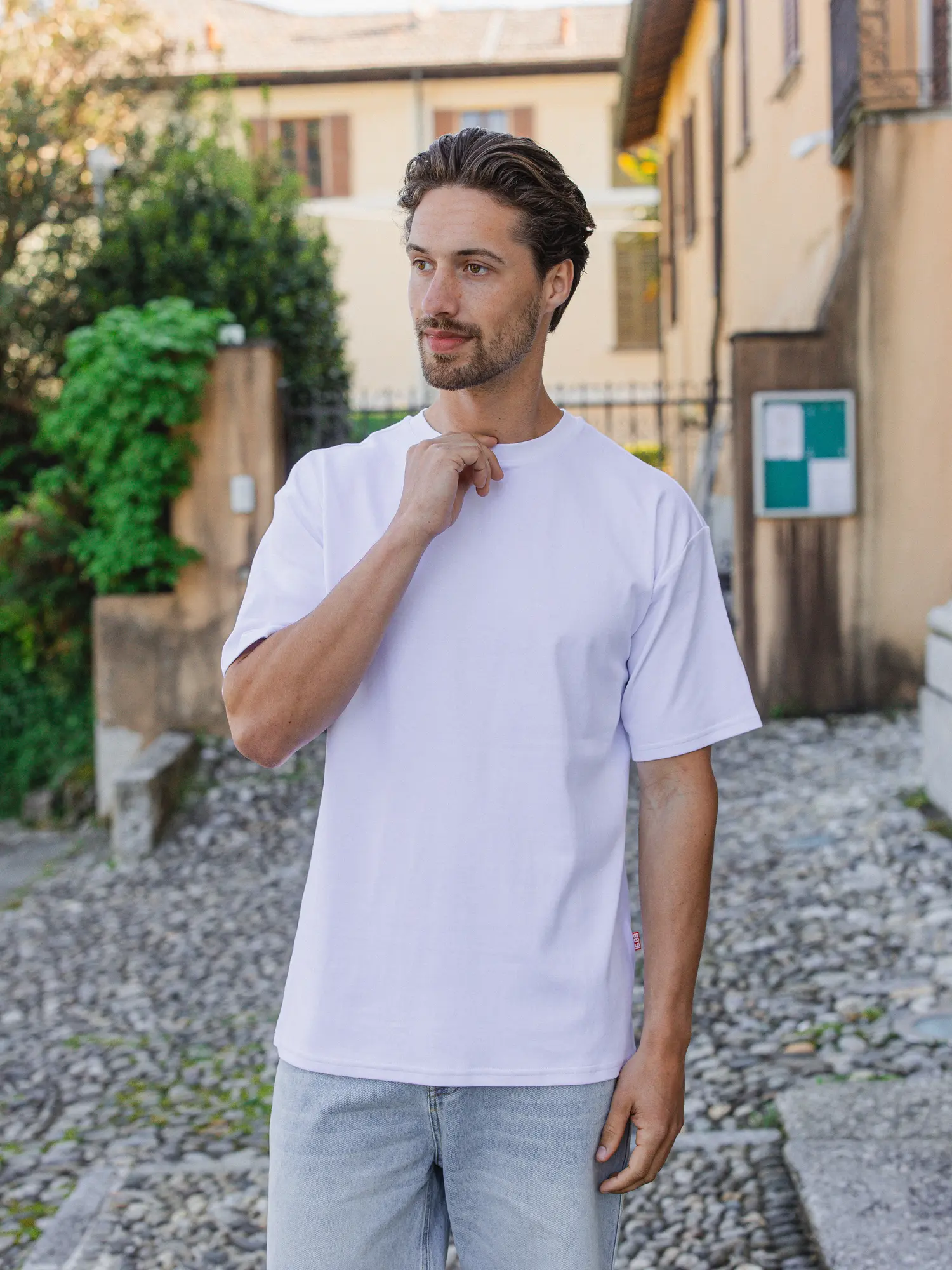 White Catch Oversized T-shirt 1608 WEAR