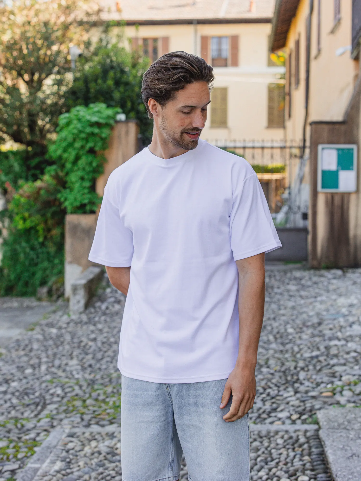White Catch Oversized T-shirt 1608 WEAR