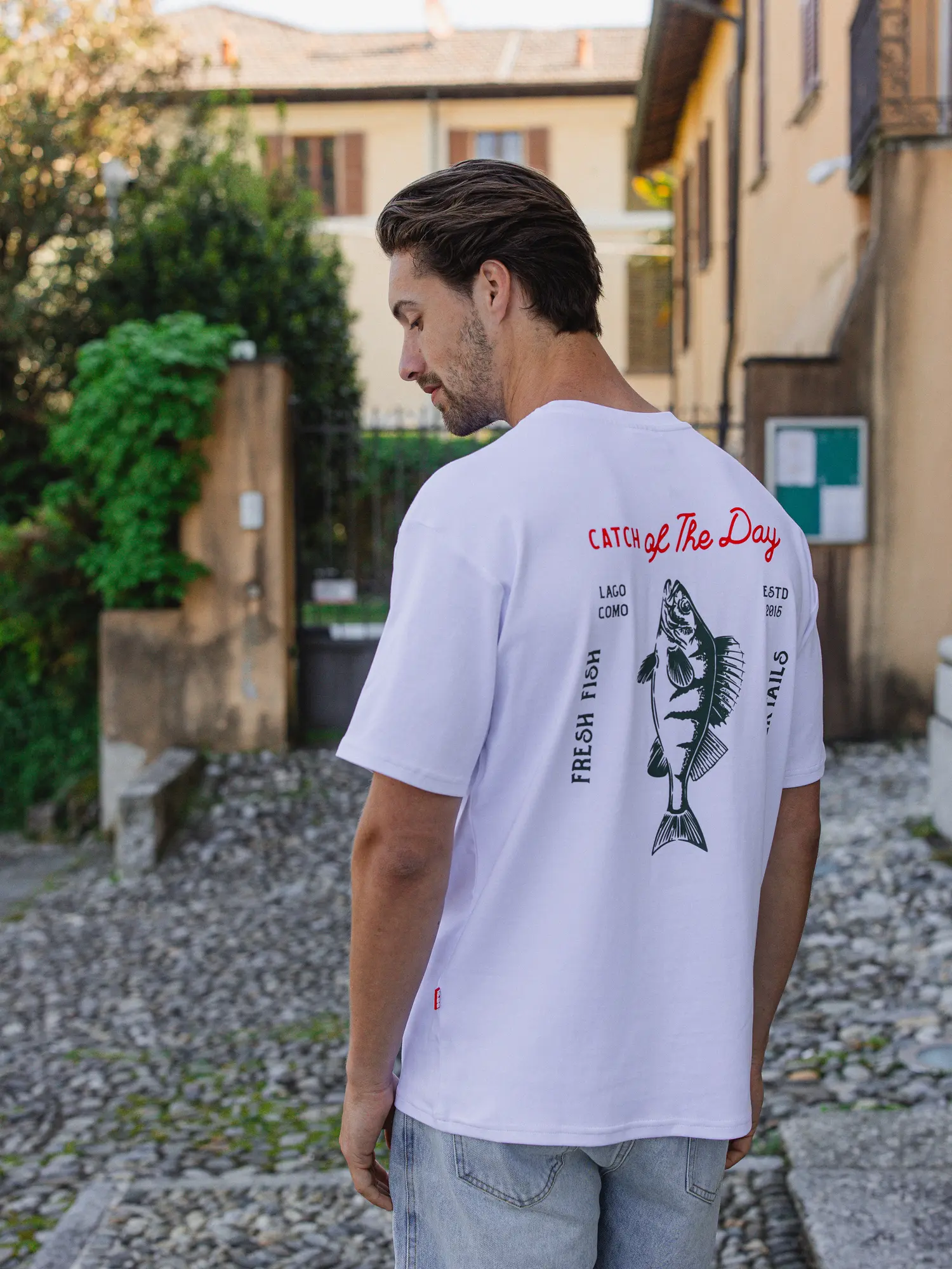 White Catch Oversized T-shirt 1608 WEAR