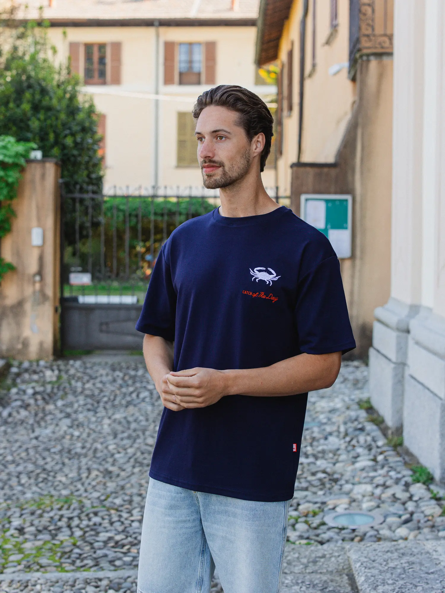 Navy Oversized Crab T-shirt 1608 WEAR