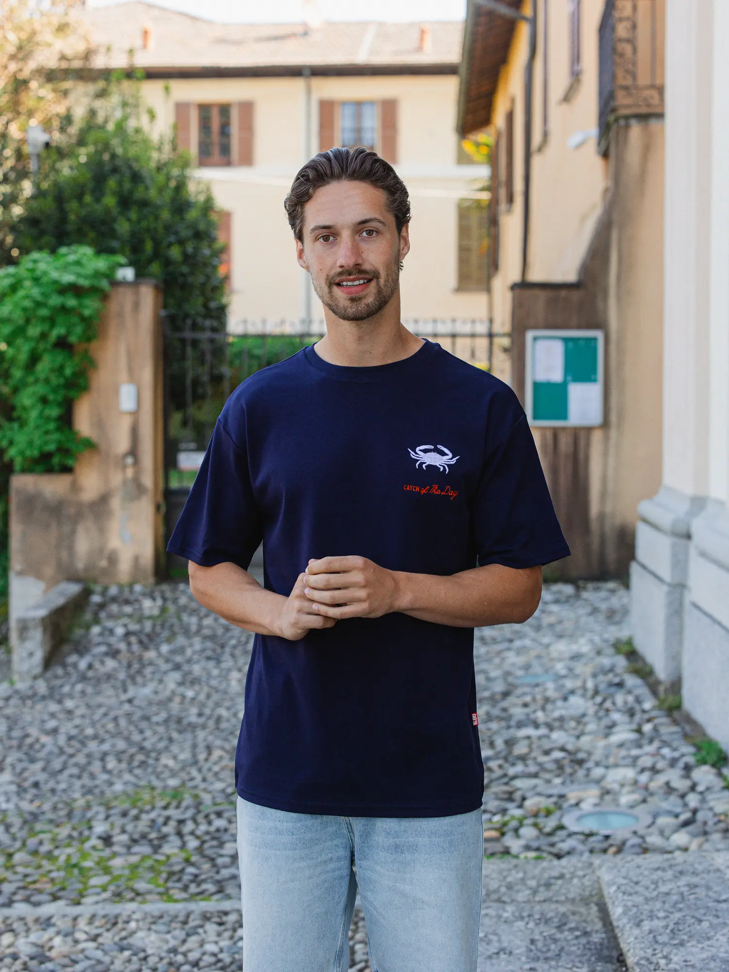 Navy Oversized Crab T-shirt 1608 WEAR