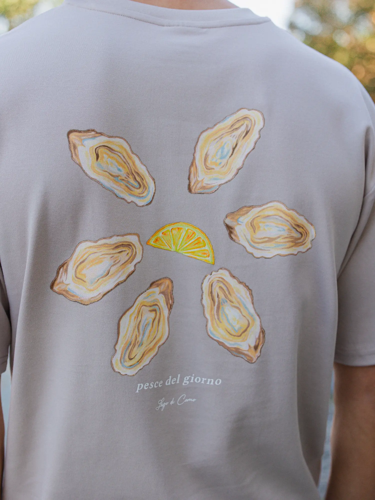 Oyster Oversized T-shirt 1608 WEAR