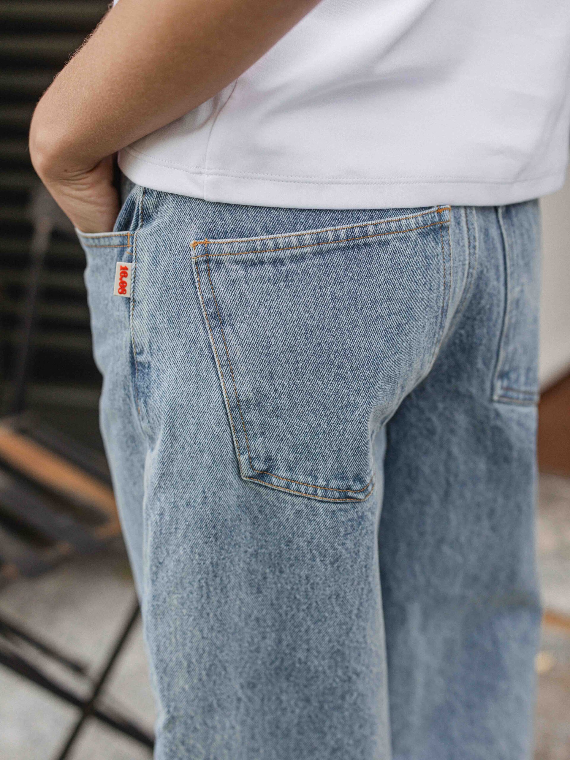 Femme Jeans 1608 WEAR