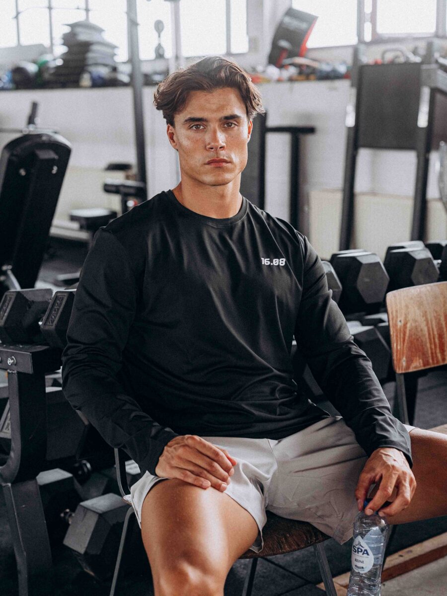 Schwarzes Sport-Langarmshirt