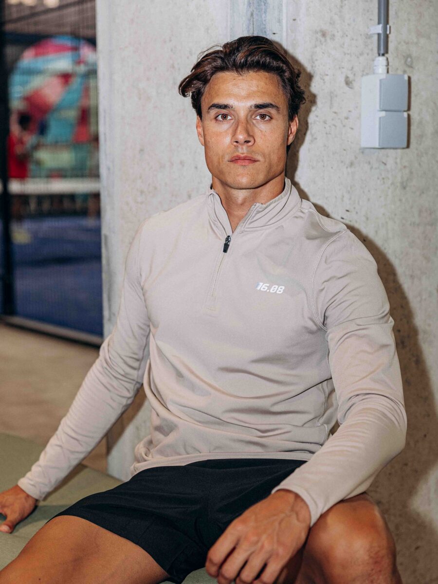 Sport Fleece Sweater Beige