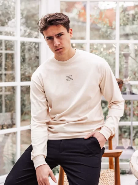 Creme Text Front Longsleeve