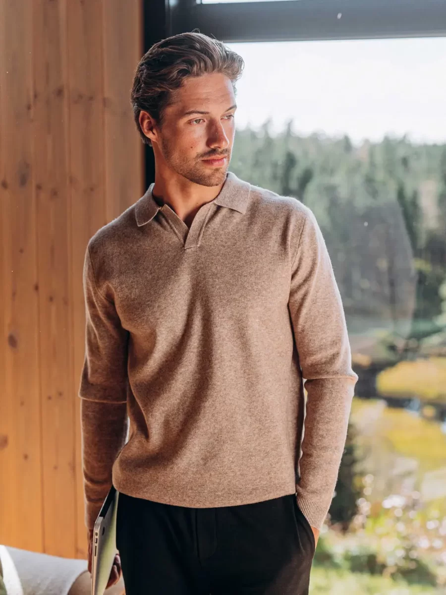 Brown Business V-collar Polo