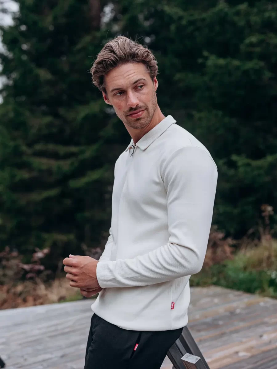 White 24 Polo Zipper