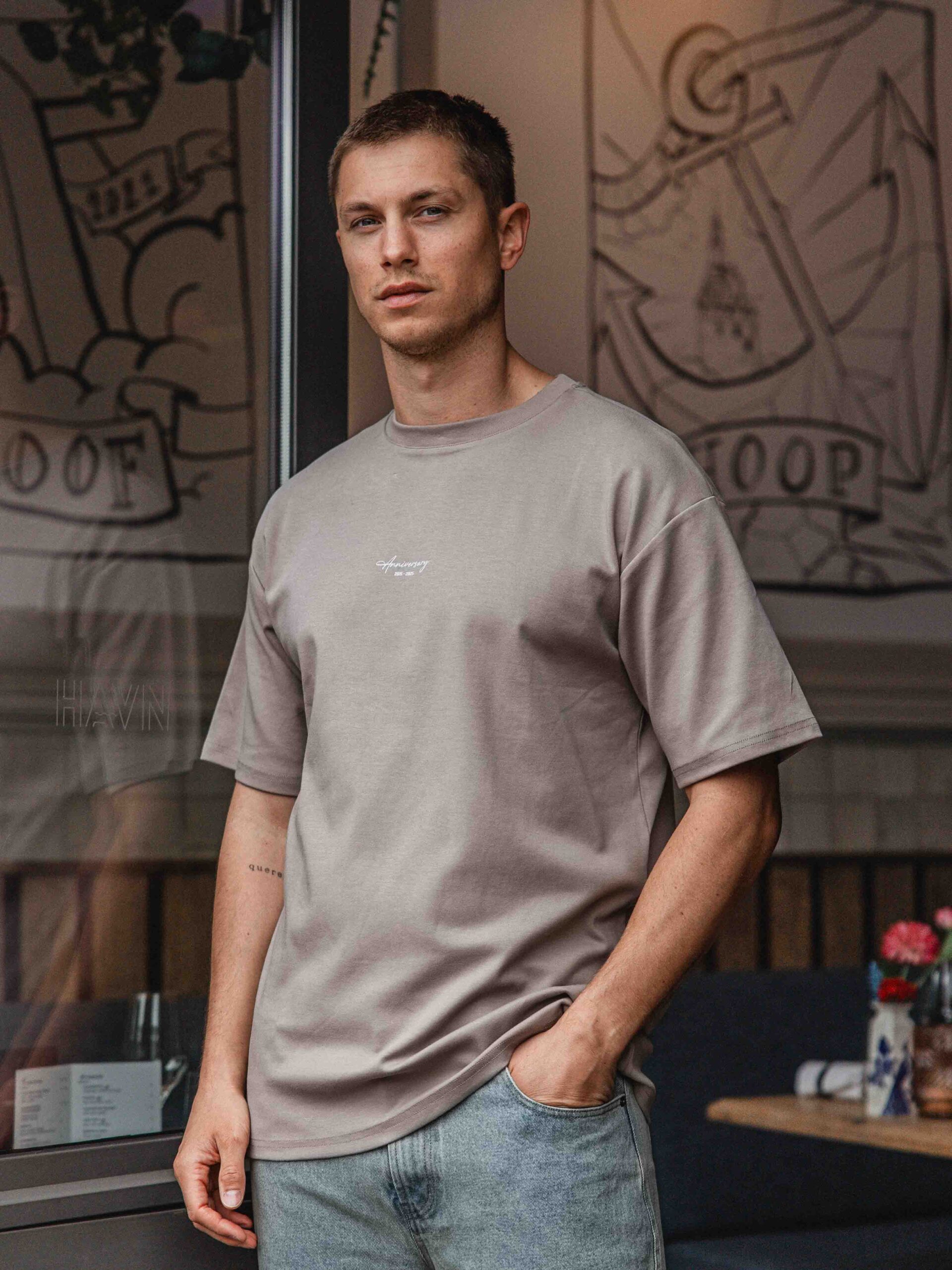 Brown Global Oversized T-shirt 1608 WEAR
