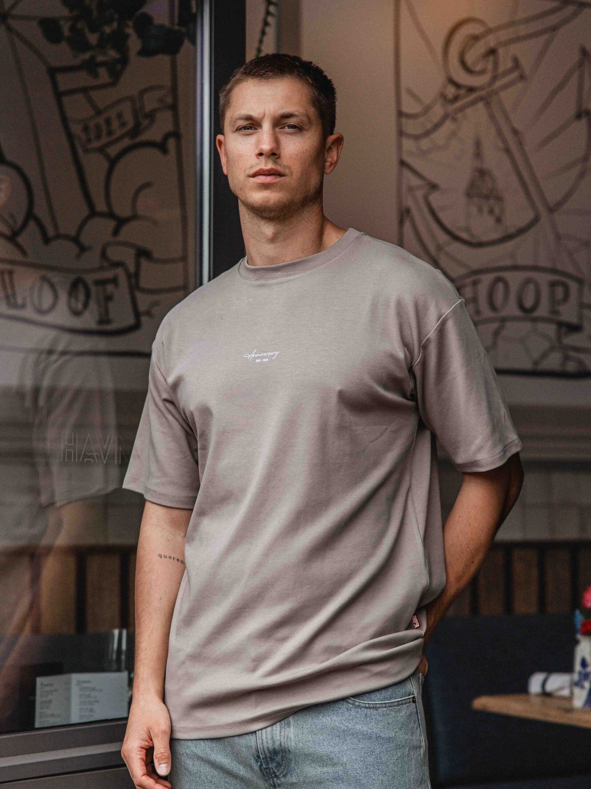 Brown Global Oversized T-shirt 1608 WEAR