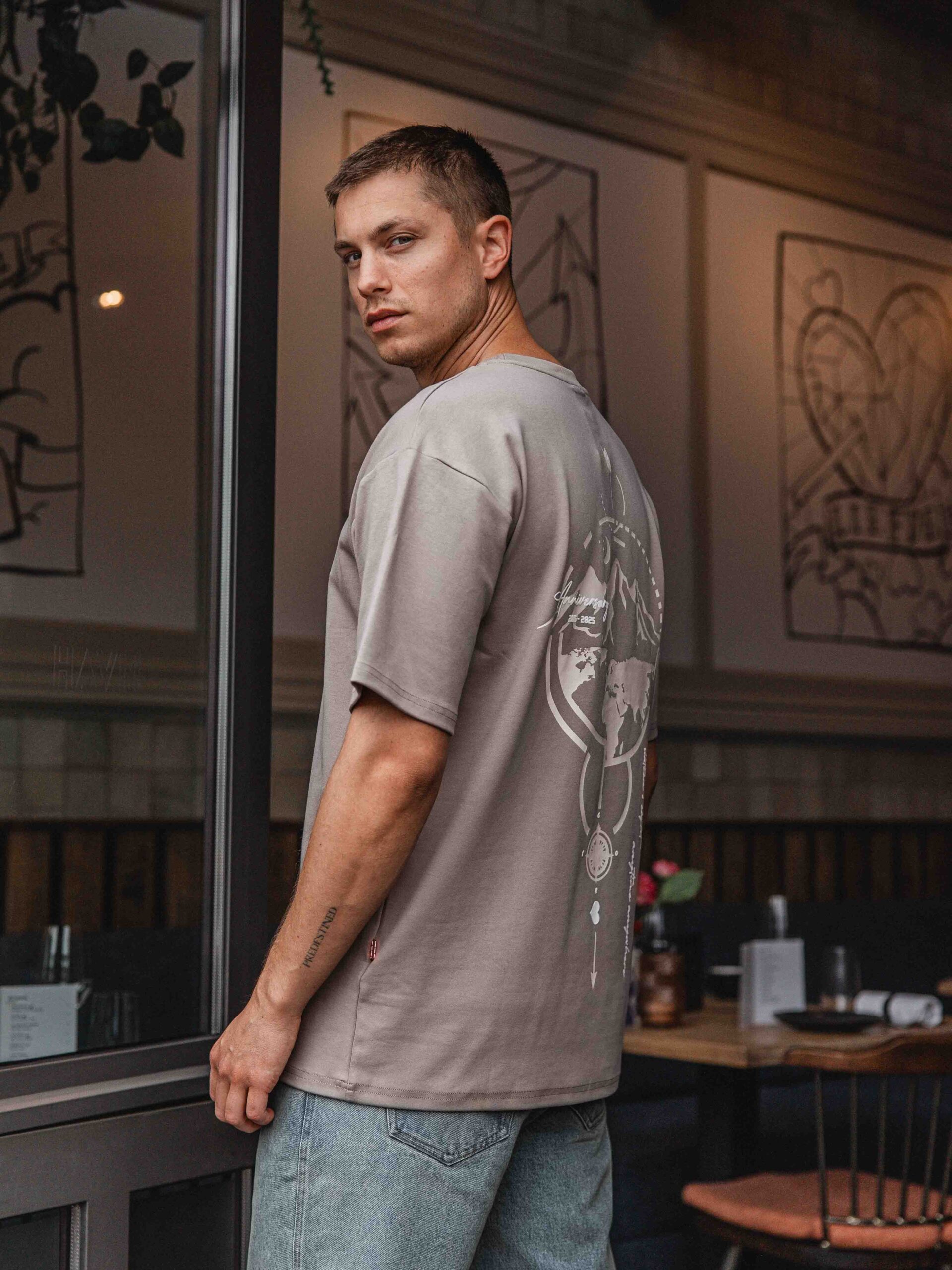 Brown Global Oversized T-shirt 1608 WEAR