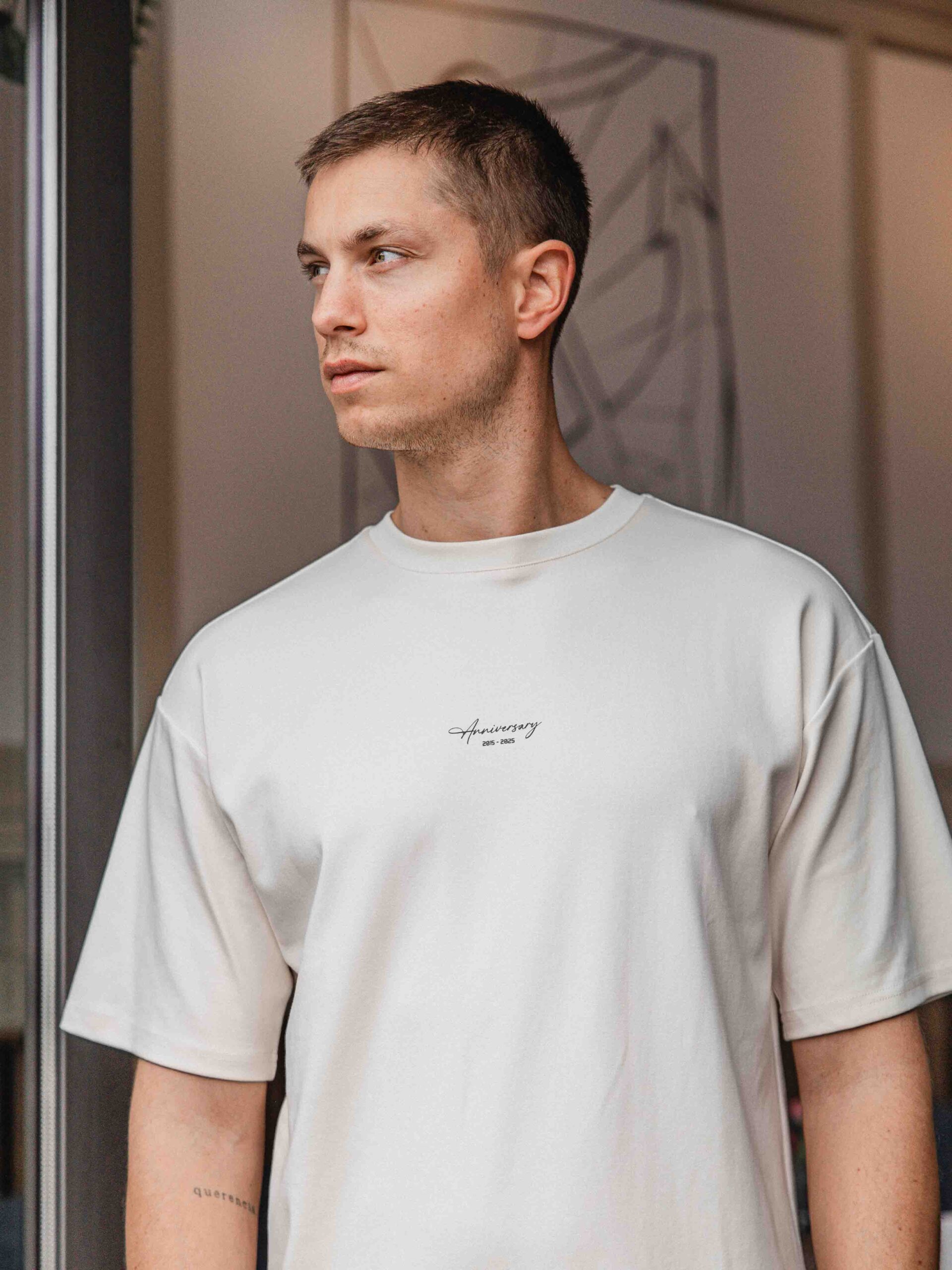 Creme R’dam Oversized T-shirt 1608 WEAR