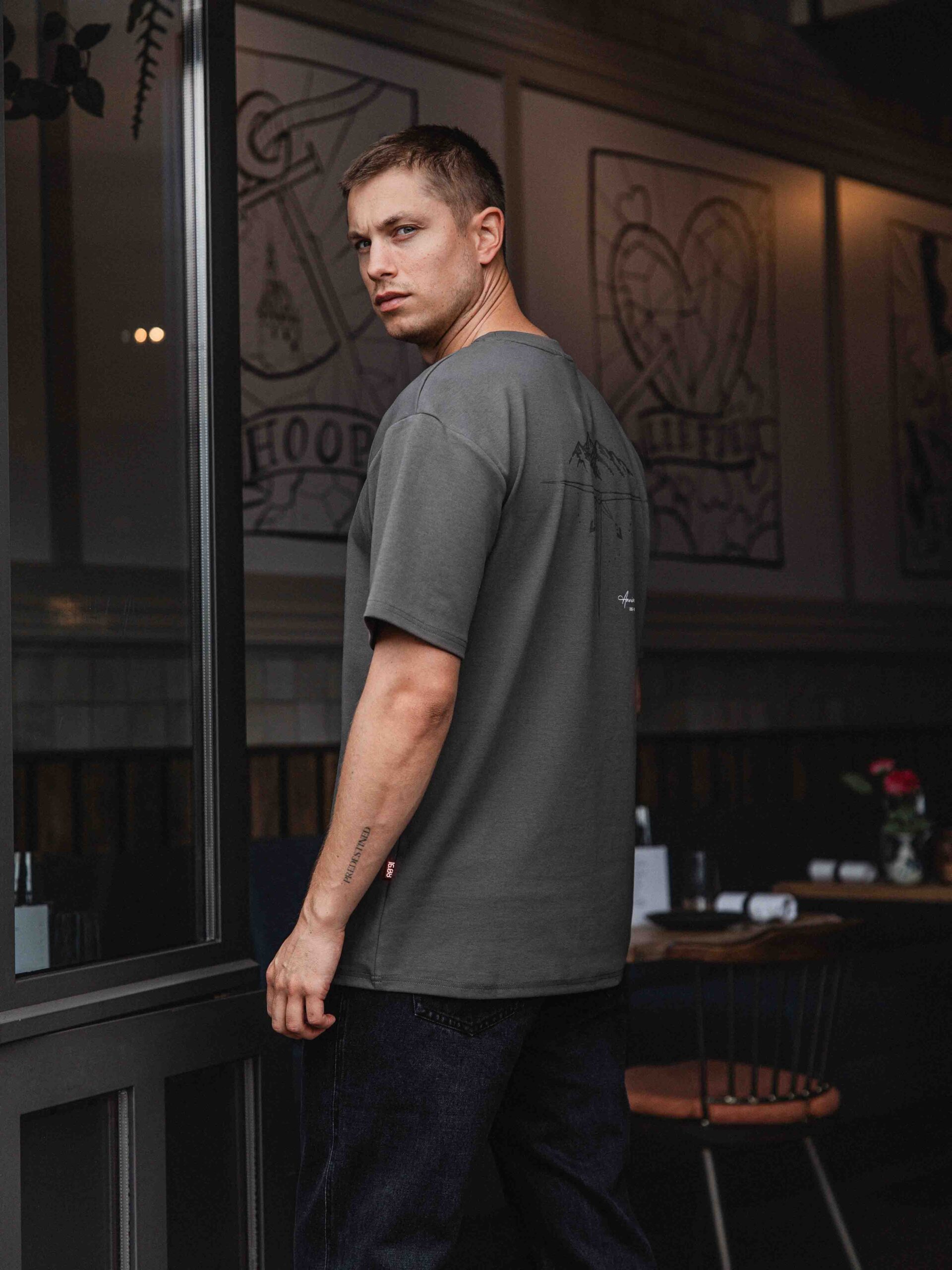 Off Black Compass Oversized T-shirt 1608 WEAR