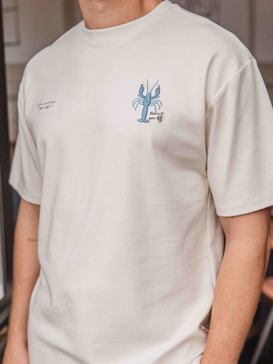 Cremefarbenes Hummer-Front-T-Shirt in Übergröße