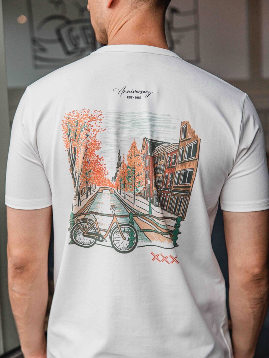 Weißes A'dam Slimfit-T-Shirt