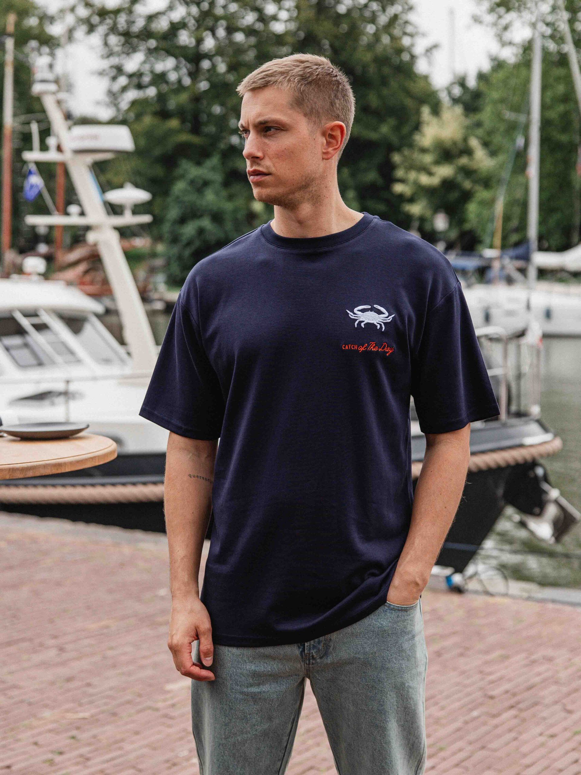Navy Oversized Crab T-shirt 1608 WEAR