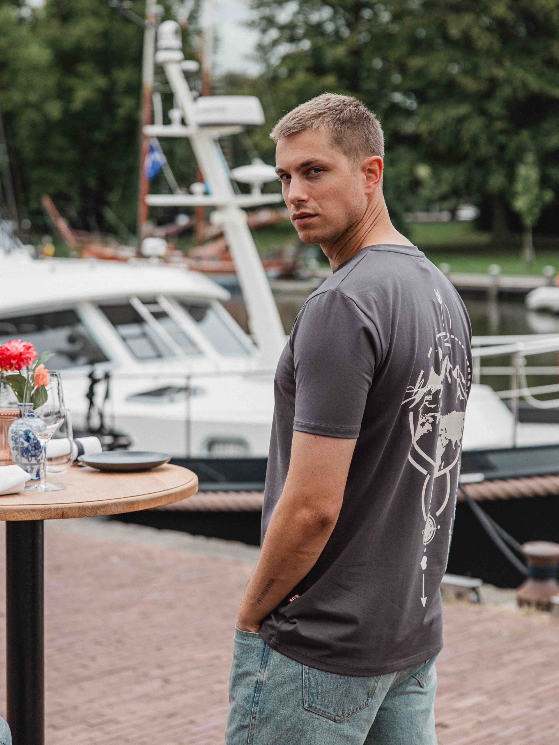Dark Grey Global Slimfit T-shirt 1608 WEAR
