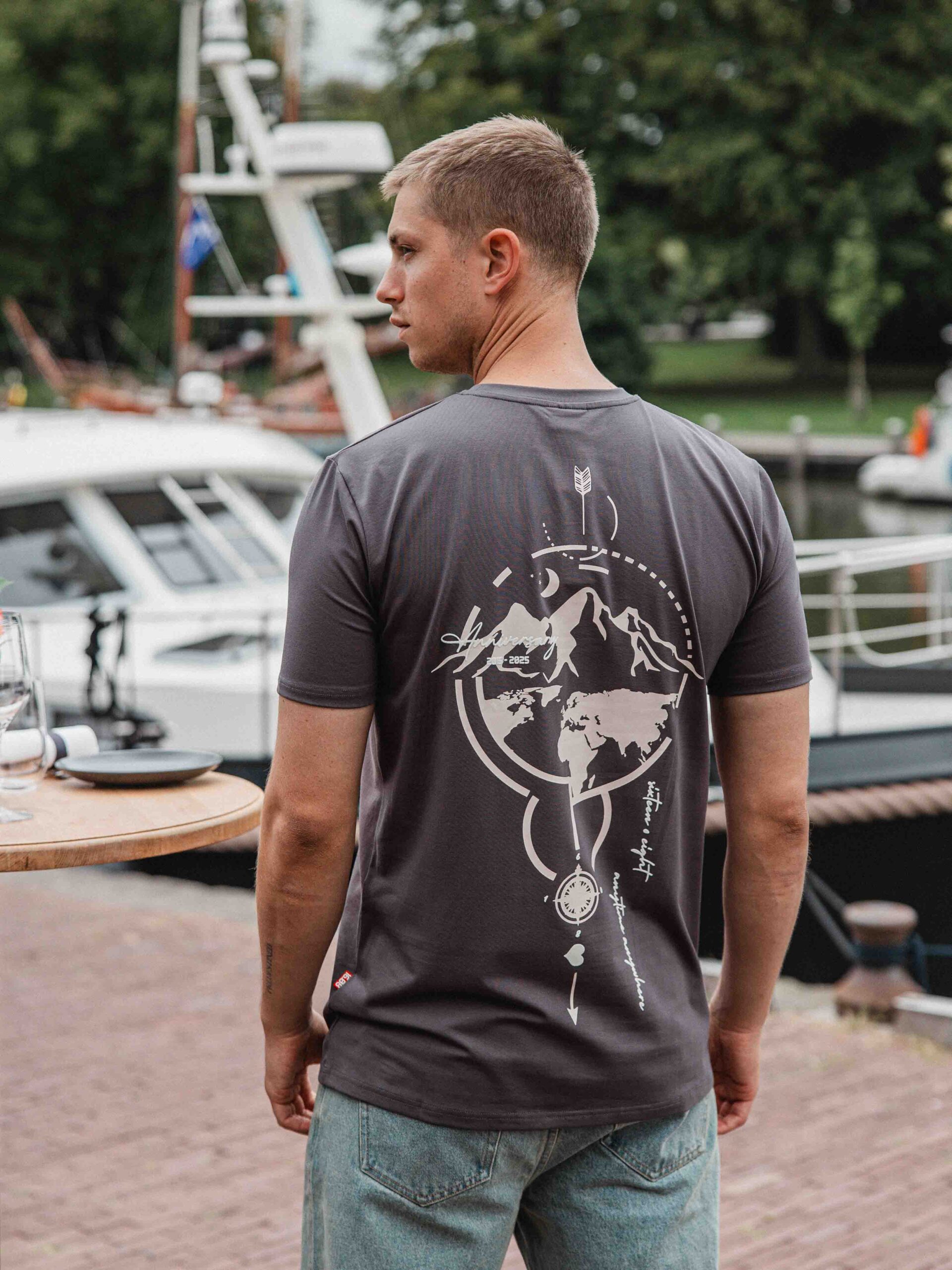 Dark Grey Global Slimfit T-shirt 1608 WEAR