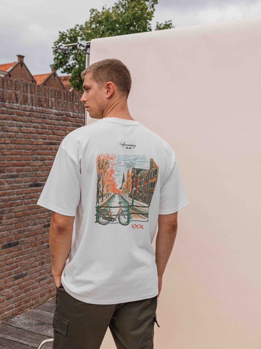 Weißes A'dam-T-Shirt in Übergröße